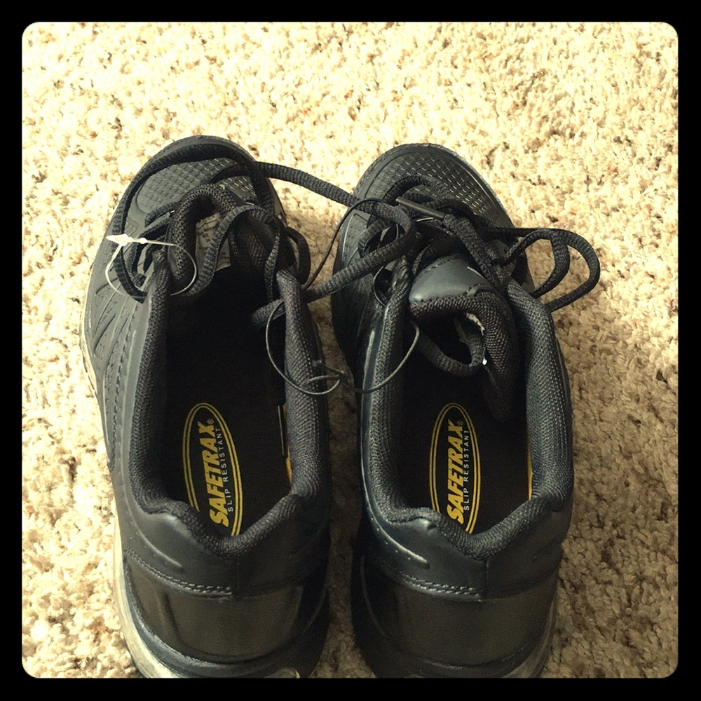 Safetrax slip resistance shoes
